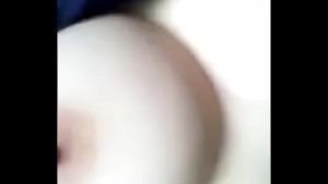 Vú em to quá cho anh bóp với nha