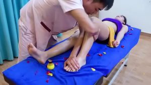 Massage Toàn Thân Và Tình Dục Gợi Cảm Làm Tình