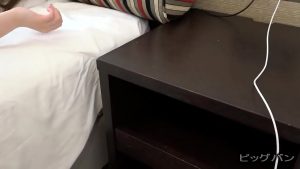 Phang tập thể em hầu gái dâm đãng vú to lồn múp