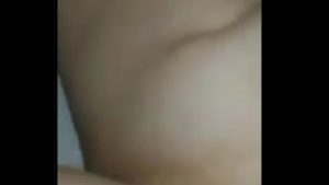 Địt em bồ lồn non sướng tê cái buồi