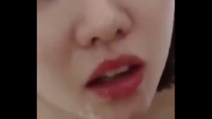 Há mồm ra anh bắn cho uống thử xem nào