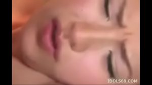 Lên đỉnh với em gái ngành lồn to sướng phê tới nóc