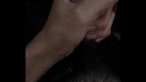 Vừa xem phim sex vừa sóc lọ cực mê