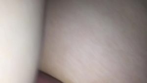 Nghịch lồn chảy tinh dịch múp