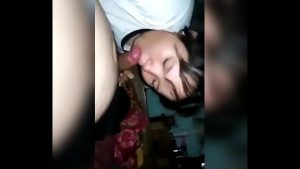 Bú cặc cho em phê tít thò lò