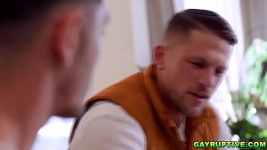 Tâm sự dỗ dành em người yêu