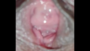 Lồn rộng lại còn hồng thì không có gì chê