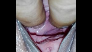 Banh lồn cho anh ngắm bên trong