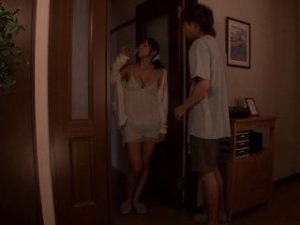 Đừng trêu đùa em nữa chị ơi