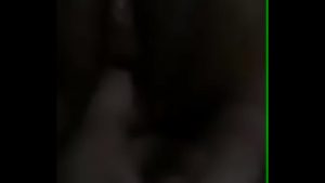 Xoa quả lồn nước dâm thủy