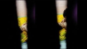 Quay trộm em phòng bên dẫn trai về phòng