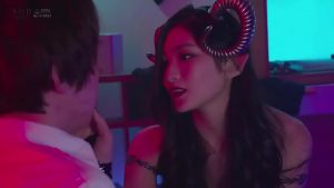 Cô em dâm hóa thân thành quỷ