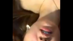 Cô em vếu múp show dáng