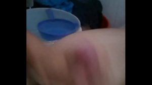 Cặc dâm lắm nước sục bắn cả ra