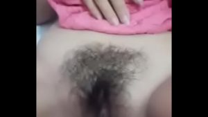 Lồn lông dâm sờ sung sướng