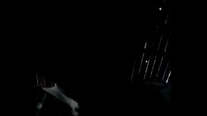 Chơi máy bay trong quán