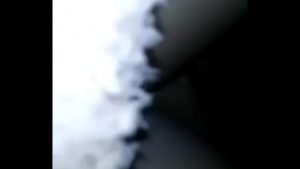 Cong chim dâm đút vô lồn gái dâm