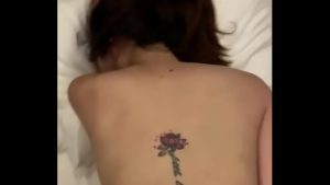 Gái một con chơi doggy cực mê