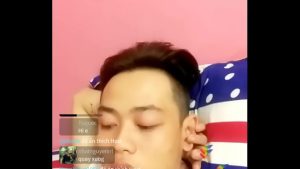 Livestream trên blue bú cu bạn trai