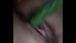 Nghịch lồn bằng dưa leo