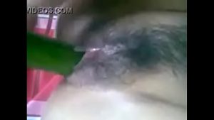 Thẩm du với quả dưa leo dâm dục