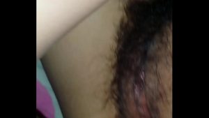 Bú bím lông con vợ