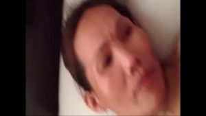 Cô hàng xóm dâm đãng