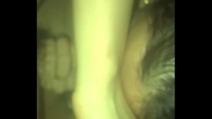 Mút cặc trong đêm dâm