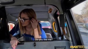 Chịch em bướm đĩ dâm cực căng