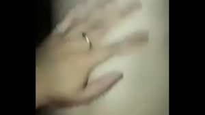 Em ghệ vừa cưỡi ngựa vừa nghe điện thoại cực dâm