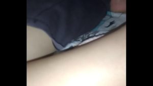 Biến thái quay video háng em vợ đang ngủ