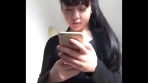 em gái vú to khoe hàng tự sướng