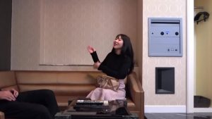 Rủ em ghệ dâm vào khách sạn em thay đồ hầu gái vào làm tình cực dâm