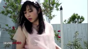 Chịch nhỏ em dâm đãng bím xinh nứng quá trời